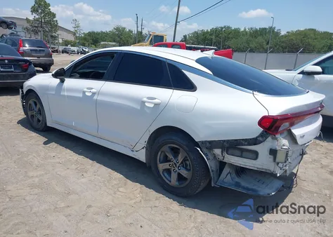 2021 Kia K5 Lxs z USA, uszkodzony, nr VIN 5XXG14J26MG054961